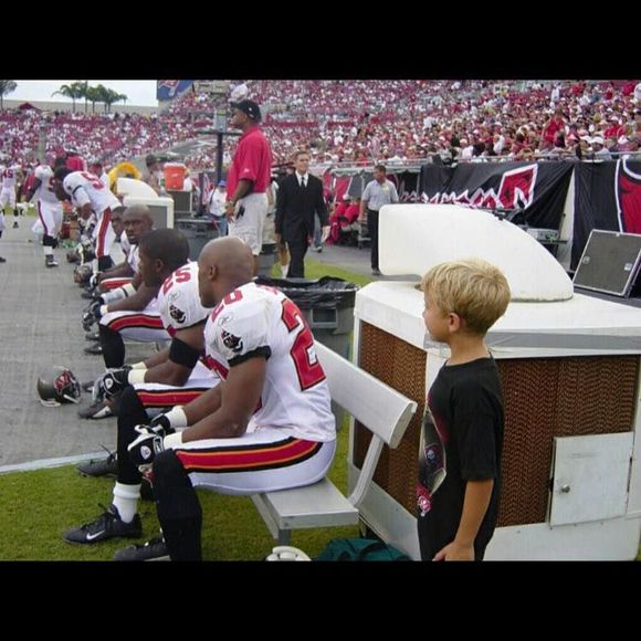 Meet your Posher, Max - Picture 1 of 1